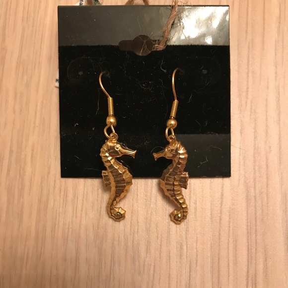 Jewelry - NWOT Sea Horse Earrings Fish Hook Style